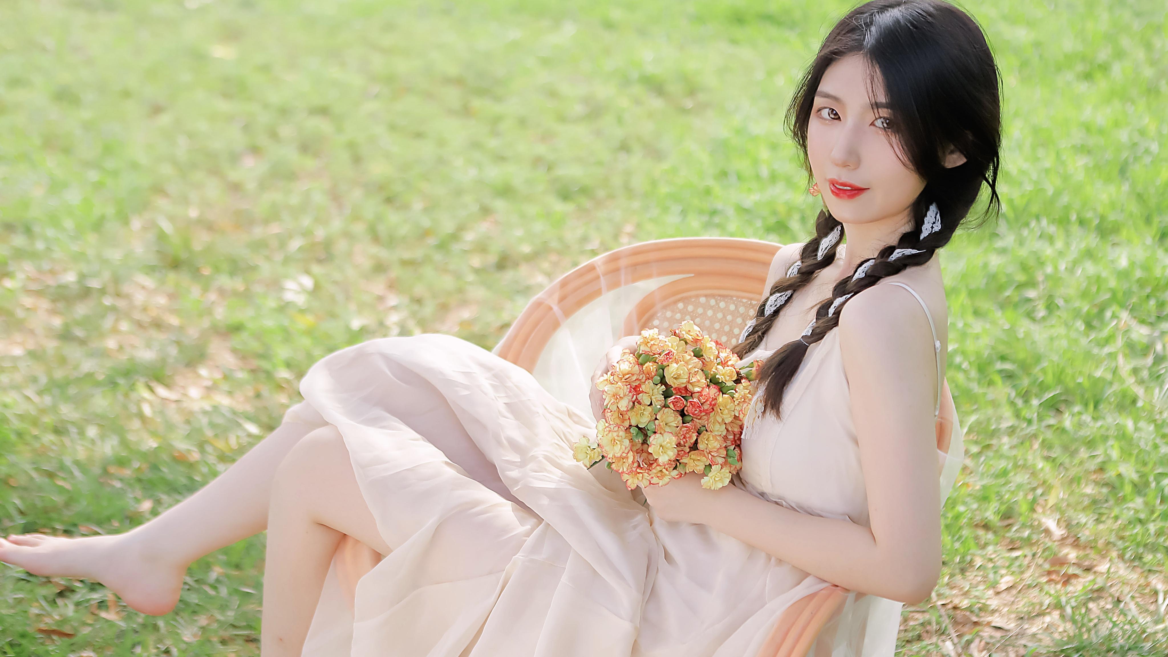 王沪宁出席全方位扩大国内需求调研协商座谈会